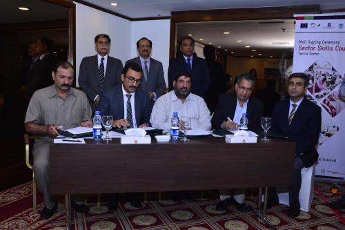 MoU Signing Ceremony between NAVTTC and Textile Sector of Pakistan for Establishment of SSC